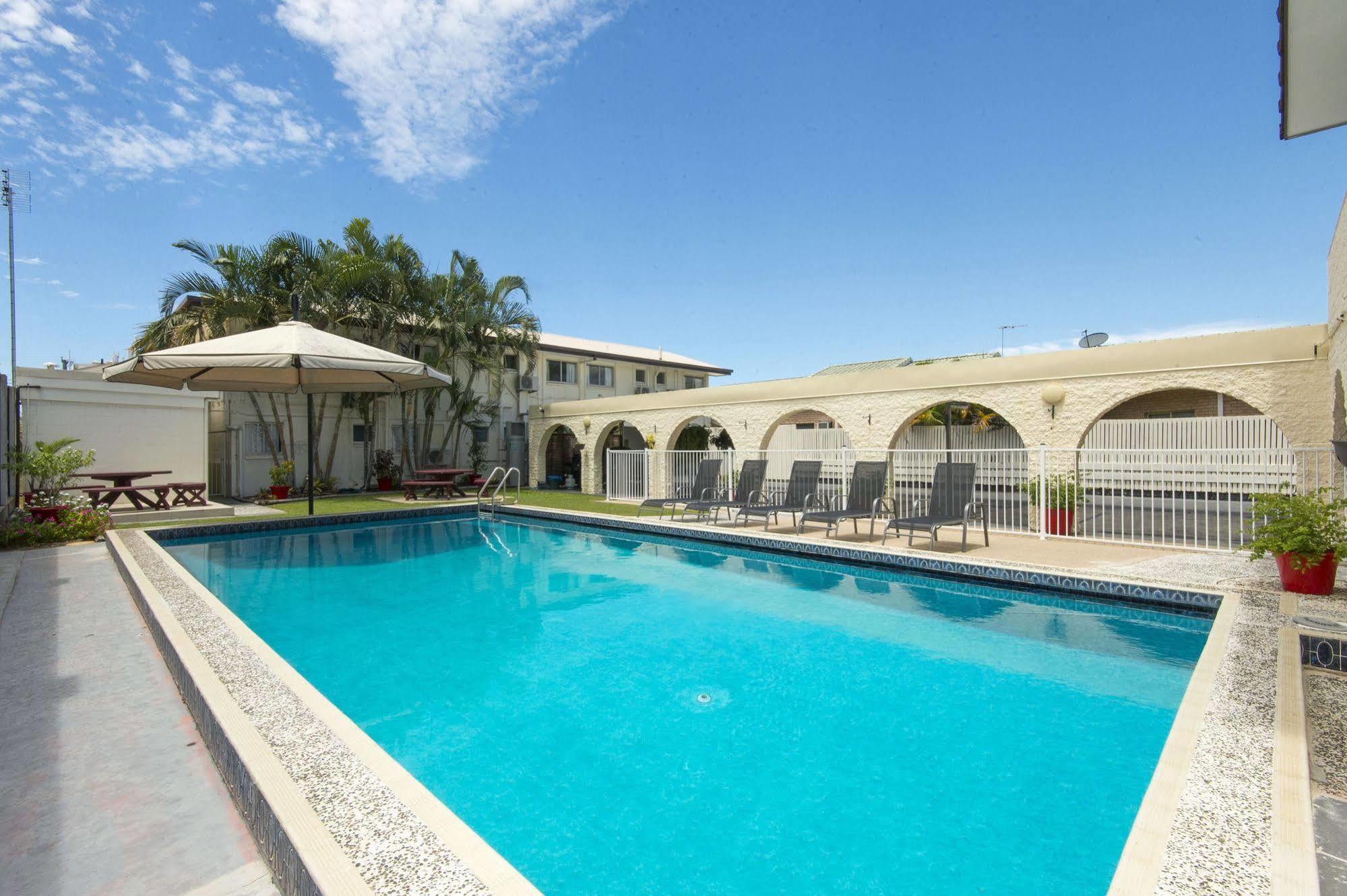 Coral Sands Motel Mackay Kültér fotó